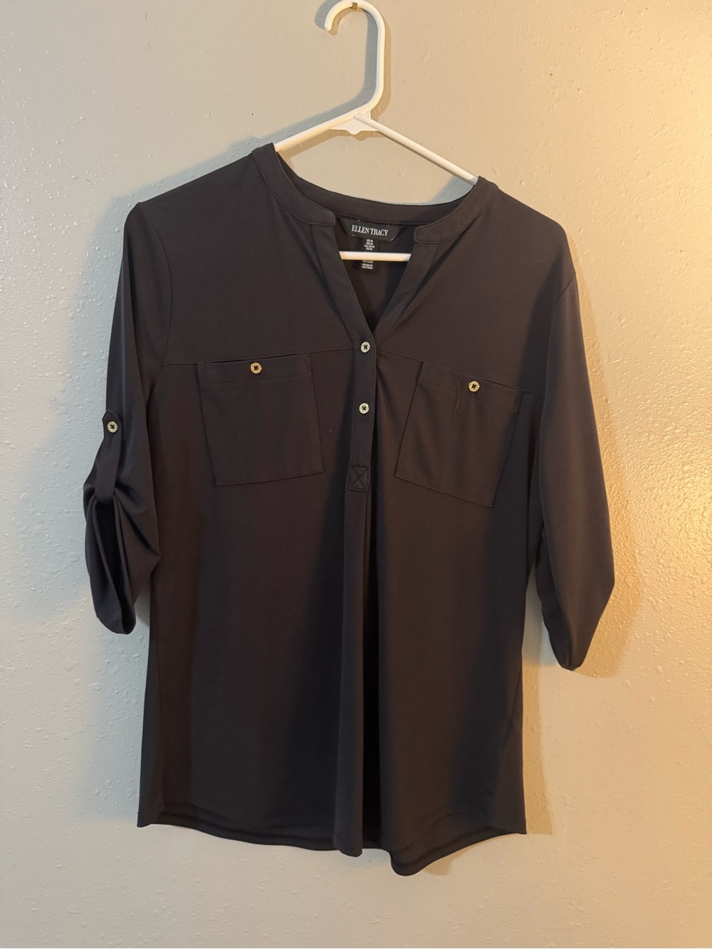 Ellen Tracy Black Notch-Neck Button Front Tunic